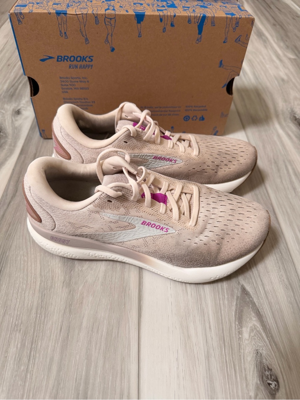 Brooks Ghost 16 Running Shoes Women’s Size 8.5 Beige Pink Athletic Sneakers